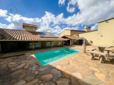 Casa com 3 Quartos à venda, 483m² no Copacabana, Belo Horizonte
