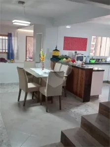 Sobrado com 4 Quartos à venda, 240m² no Cajuru do Sul, Sorocaba