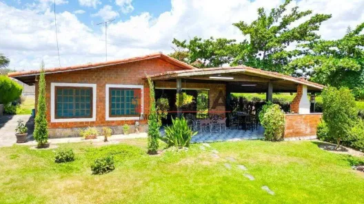 Casa com 4 Quartos à venda, 200m² no Alpes Suiços, Gravatá