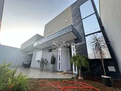 Sobrado com 4 Quartos à venda, 225m² no Buritis, Uberlândia