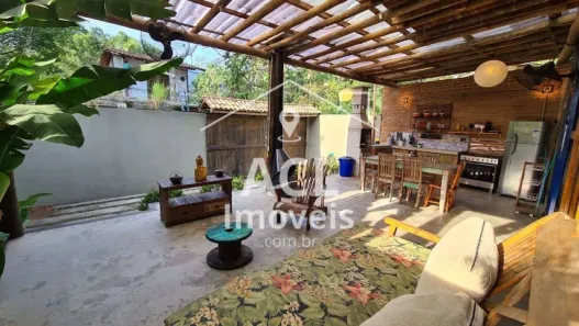 Casa com 2 Quartos para alugar, 90m² no Bairro de Camburi, São Sebastião