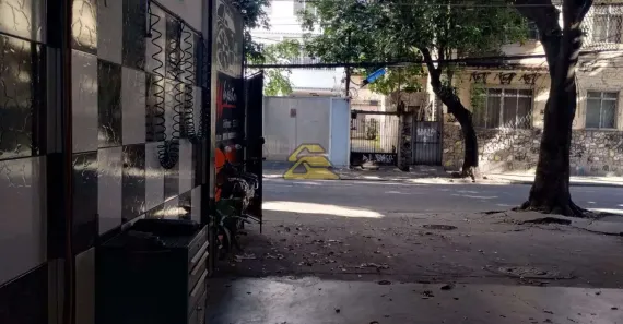 Ponto Comercial à venda, 99m² no Vila Isabel, Rio de Janeiro