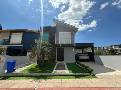 Casa com 3 Quartos à venda, 162m² no Cachoeira do Bom Jesus, Florianópolis