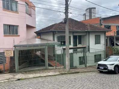 Casa com 5 Quartos à venda, 200m² no Rio Branco, Caxias do Sul