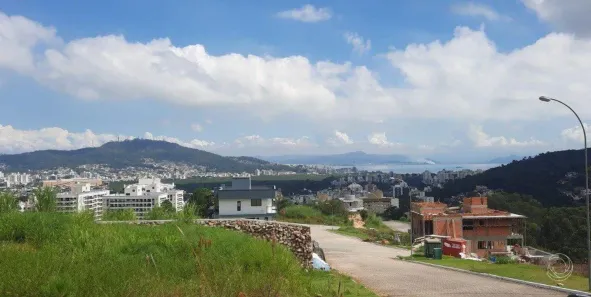Lote/Terreno à venda, 495m² no Itacorubi, Florianópolis