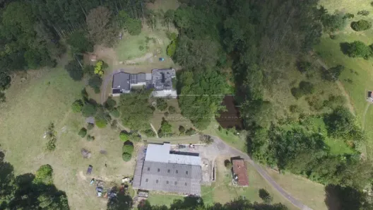Fazenda/Sítio com 3 Quartos à venda, 1040m² no , Paraibuna