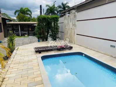 Sobrado com 3 Quartos à venda, 114m² no Parque Balneário Poiares, Caraguatatuba