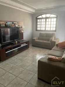Sobrado com 4 Quartos à venda, 264m² no Bela Vista, Osasco