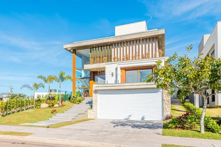 Casa de Condomínio com 4 Quartos à venda, 400m² no Vila Nova, Porto Alegre