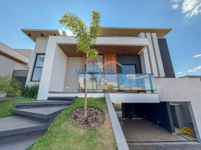 Casa com 3 Quartos à venda, 237m² no Brasília, Ibiporã