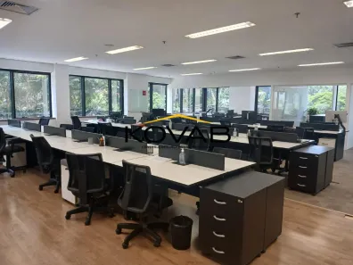 Sala Comercial para alugar, 240m² no Cidade Monções, São Paulo