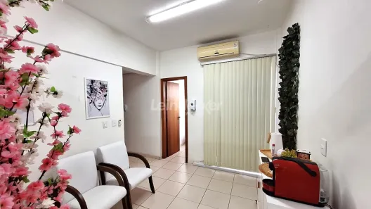 Sala Comercial para alugar, 48m² no Petrópolis, Porto Alegre