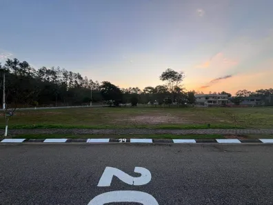 Lote/Terreno à venda, 640m² no Fazenda Palao (Alpes de Guararema), Guararema