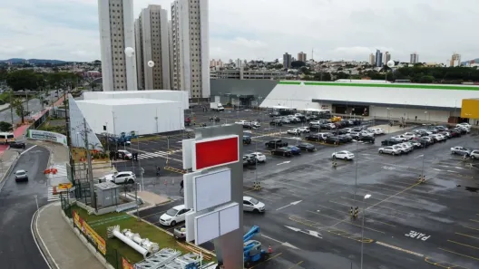 Ponto Comercial para alugar, 700m² no Ponte de São João, Jundiaí
