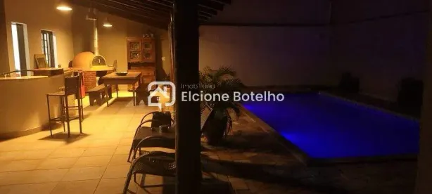 Casa com 3 Quartos para alugar, 300m² no Morada da Colina, Uberlândia