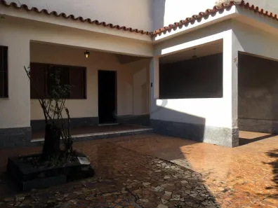 Casa com 3 Quartos à venda, 130m² no Vila Santa Cecília, Volta Redonda