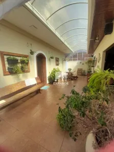 Casa com 4 Quartos à venda, 254m² no Centro, Botucatu