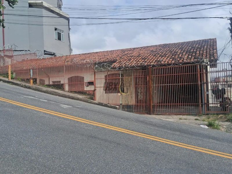 Casa com 5 quartos — Santa Lúcia, Belo Horizonte