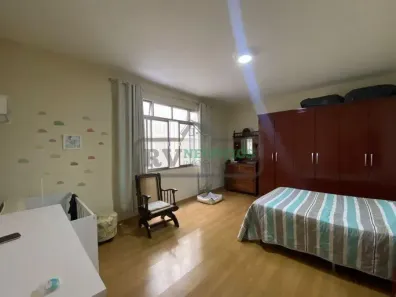 Casa com 4 Quartos à venda, 174m² no São Mateus, Juiz de Fora