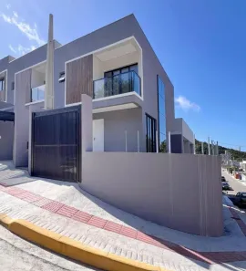 Sobrado com 3 Quartos à venda, 142m² no São Francisco de Assis, Camboriú