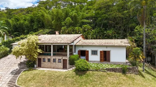 Casa com 6 Quartos à venda, 367m² no Itaipava, Petrópolis