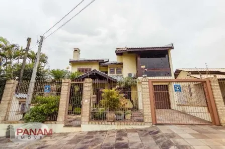 Casa com 4 Quartos à venda, 304m² no Jardim Lindóia, Porto Alegre