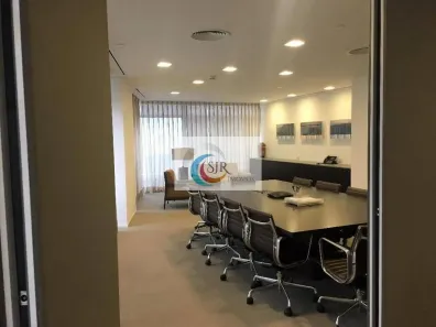 Sala Comercial para alugar, 880m² no Vila Olímpia, São Paulo