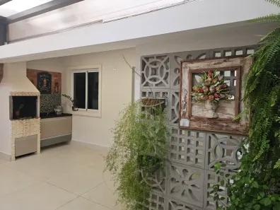 Casa de Condomínio com 3 Quartos para alugar, 180m² no Santa Cruz, Cuiabá