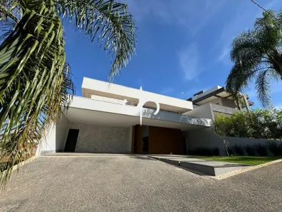 Casa de Condomínio com 4 Quartos à venda, 245m² no Residencial Anaville, Anápolis