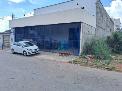 Galpão/Depósito/Armazém à venda, 393m² no Parque Oeste Industrial, Goiânia