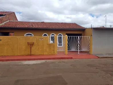 Casa com 3 Quartos à venda, 200m² no Núcleo Habitacional Universitárias, Campo Grande