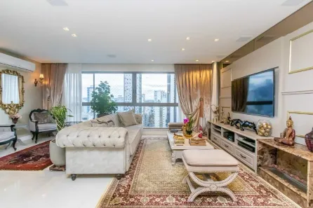 Apartamento com 3 Quartos à venda, 160m² no Centro, Balneário Camboriú