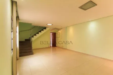 Sobrado com 3 Quartos para alugar, 230m² no Vila Oratório, São Paulo