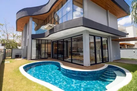 Casa com 4 Quartos para alugar, 478m² no Renascença, São Luís