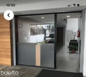 Sala Comercial à venda, 30m² no Menino Deus, Porto Alegre