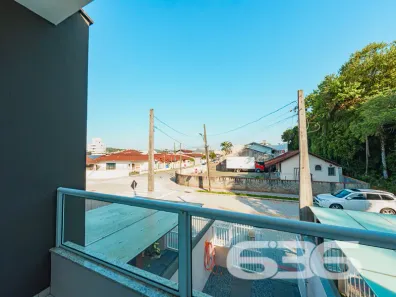 Sobrado com 2 Quartos à venda, 63m² no Vila Nova, Joinville