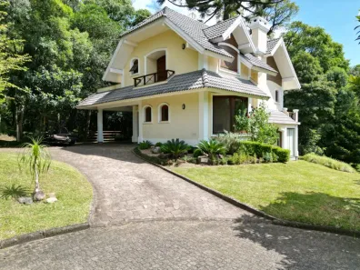 Casa com 3 Quartos à venda, 240m² no , Gramado