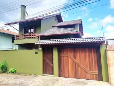 Casa com 3 Quartos à venda, 249m² no Desvio Rizzo, Caxias do Sul