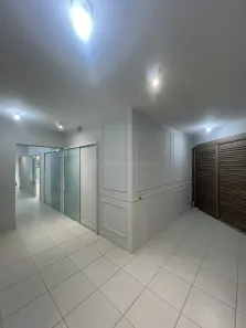 Prédio Comercial para alugar, 93m² no Zona 01, Maringá