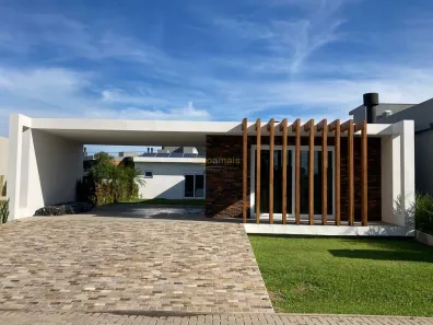 Casa de Condomínio com 4 Quartos à venda, 198m² no , Capão da Canoa