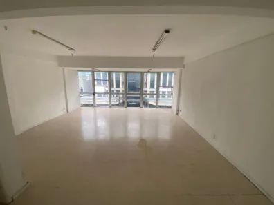 Sala Comercial para alugar, 70m² no Moinhos de Vento, Porto Alegre