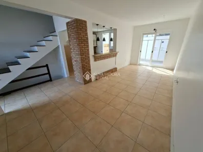 Casa de Condomínio com 3 Quartos para alugar, 140m² no Ipanema, Porto Alegre