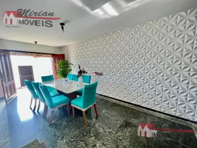 Sobrado com 5 Quartos à venda, 322m² no Balneário Stella Maris, Peruíbe