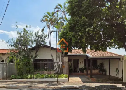 Casa com 5 Quartos à venda, 264m² no Andrade, Londrina