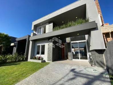Casa de Condomínio com 4 Quartos à venda, 228m² no centro, Xangri-lá