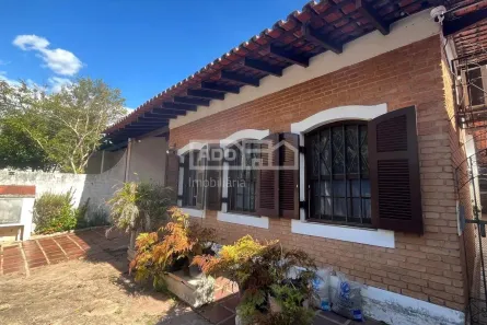 Casa com 4 Quartos para alugar, 200m² no Jardim Flamboyant, Campinas