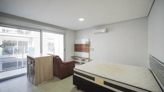 Flat com 1 Quarto para alugar, 70m² no Centro, Pelotas
