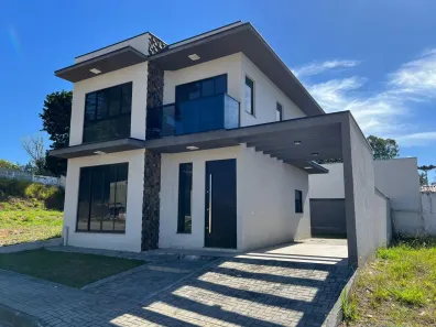 Sobrado com 3 Quartos à venda, 150m² no Guaraituba, Colombo