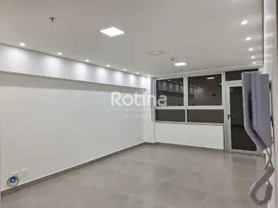Sala Comercial para alugar, 48m² no Granja Marileusa, Uberlândia