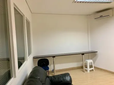 Sala Comercial para venda ou aluguel, 80m² no Centro, São Paulo